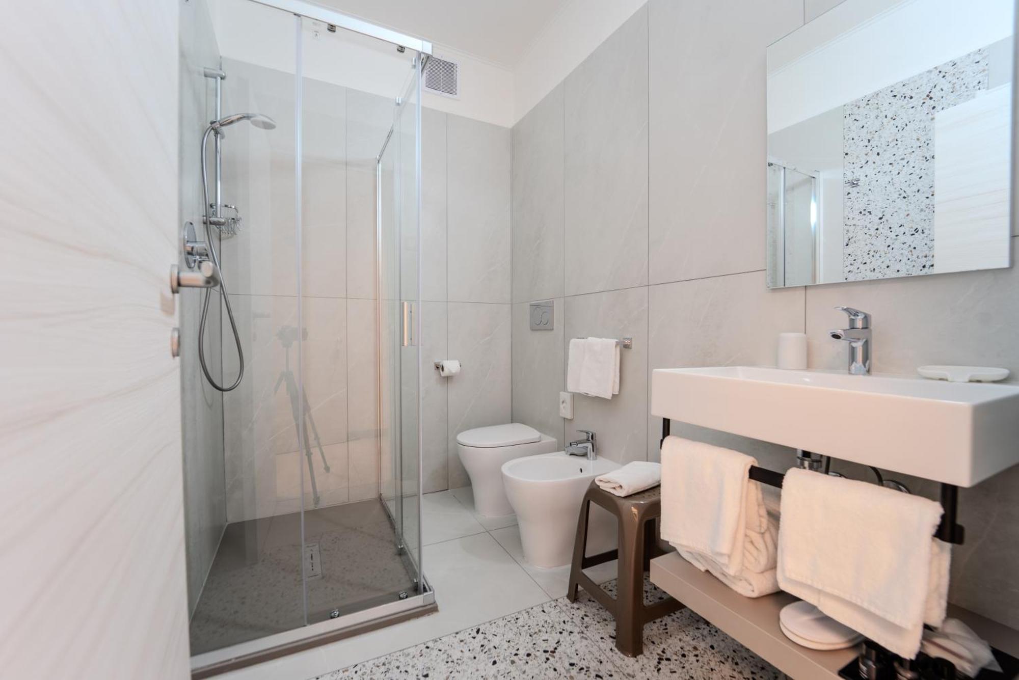 מודנה Hotel Donatello מראה חיצוני תמונה